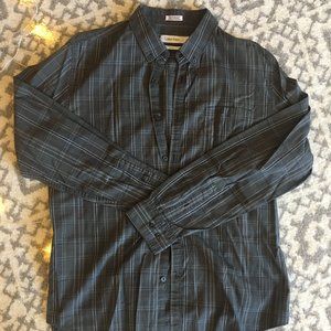 Calvin Klein Slim Fit Shirt. Size L